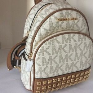 MICHAEL KORS ABBEY BACKPACK